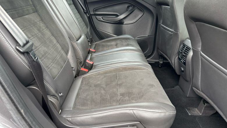 Ford Kuga 2.0 TDCi ST-Line 5dr 2WD Diesel Estate